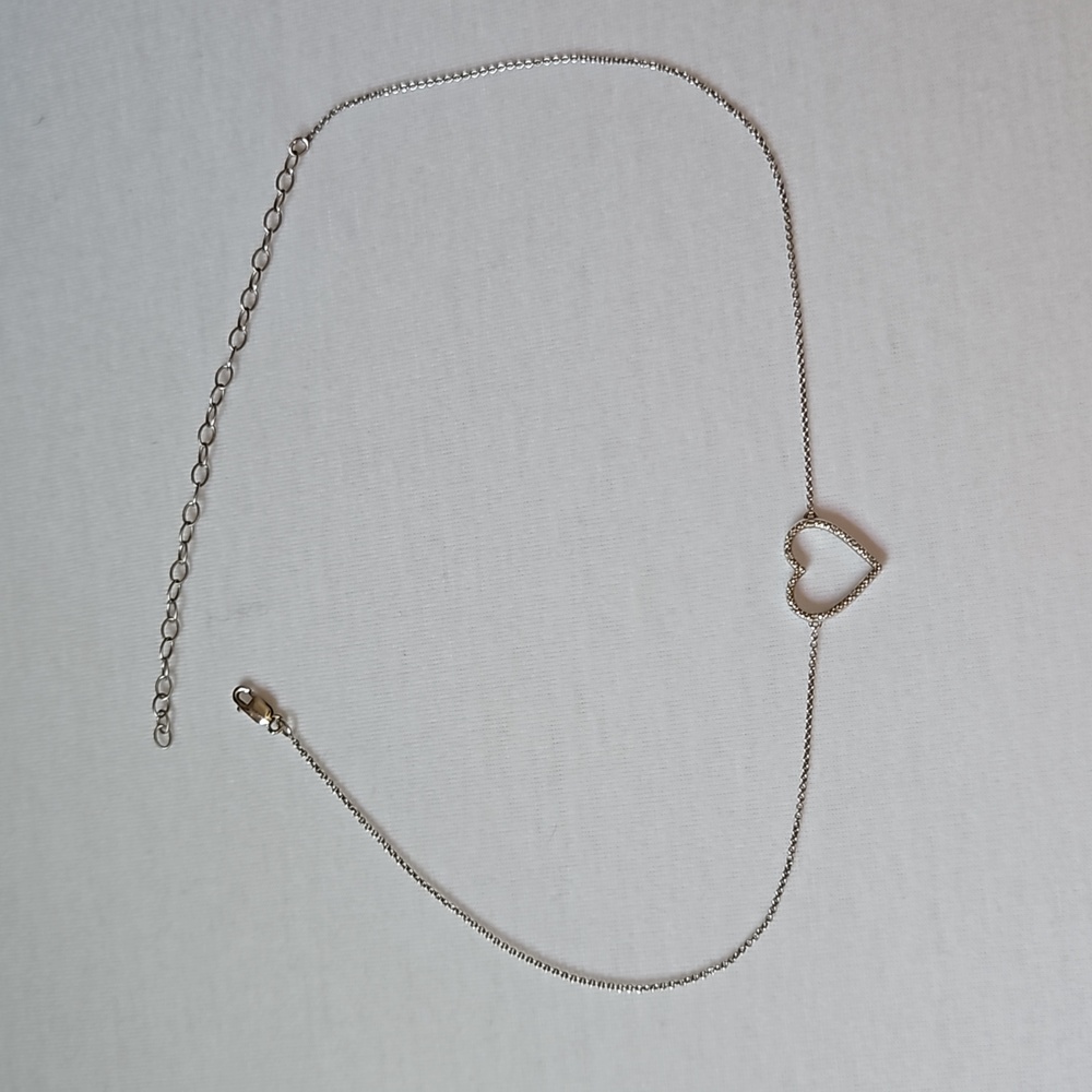 Pagoda heart necklace